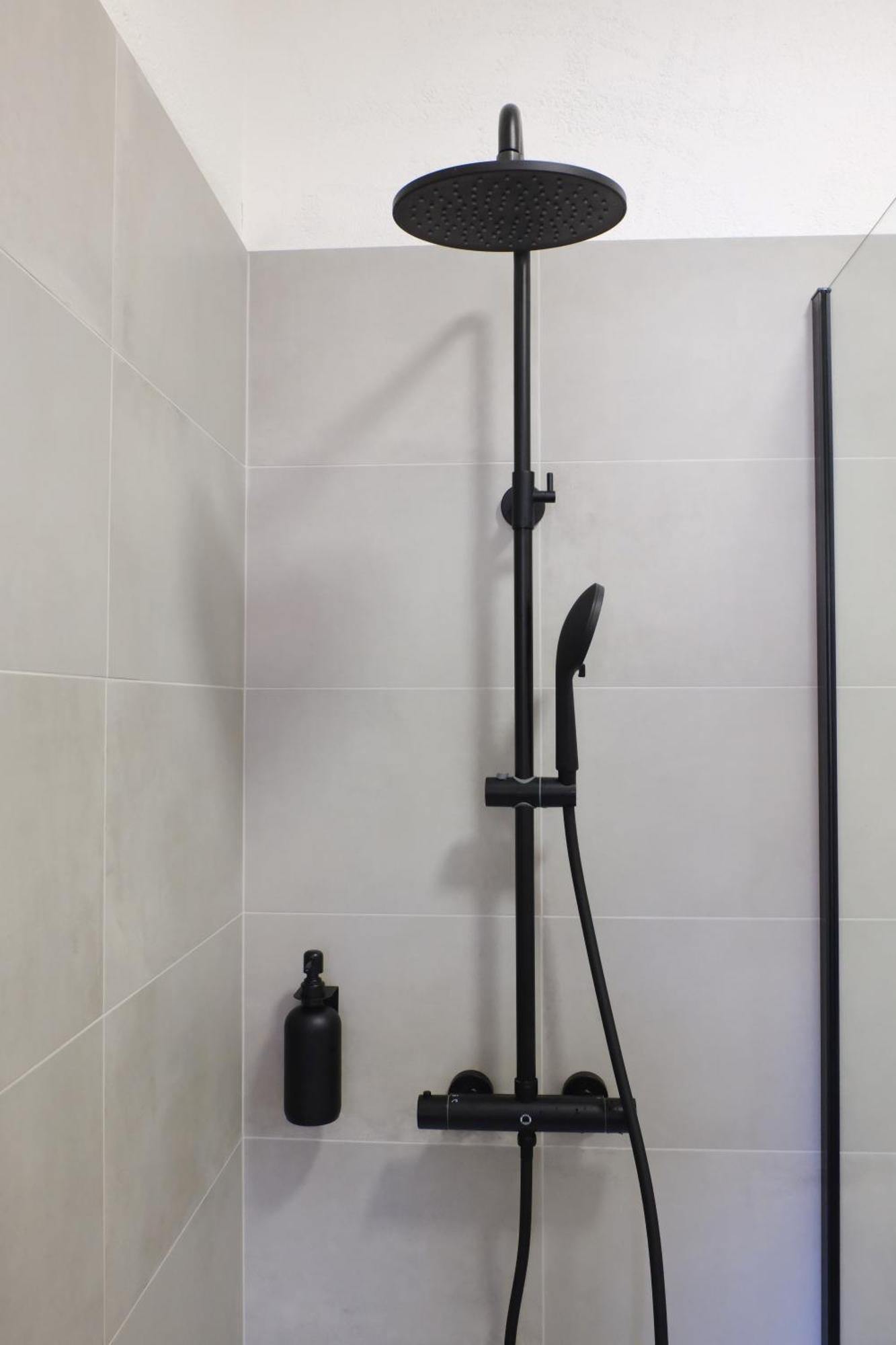The Black Sheep Bnb Arbus Ngoại thất bức ảnh